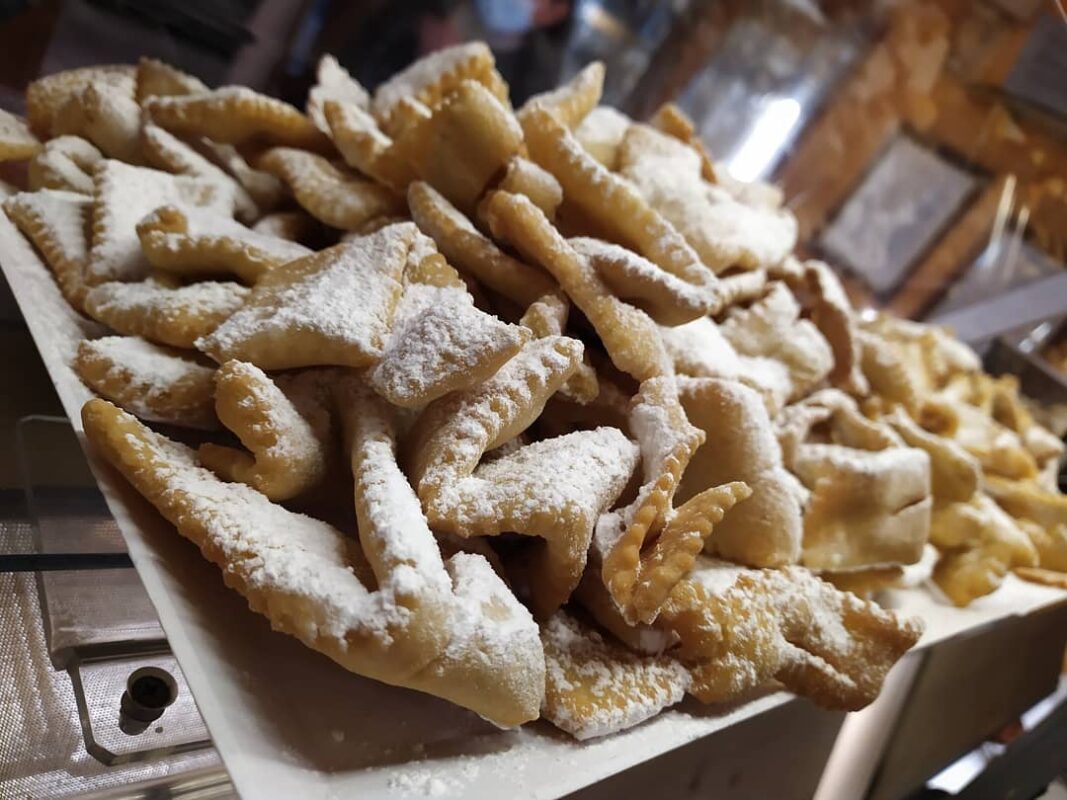 Chiacchiere Messinesi al cioccolato Pasticcerica Gordelli